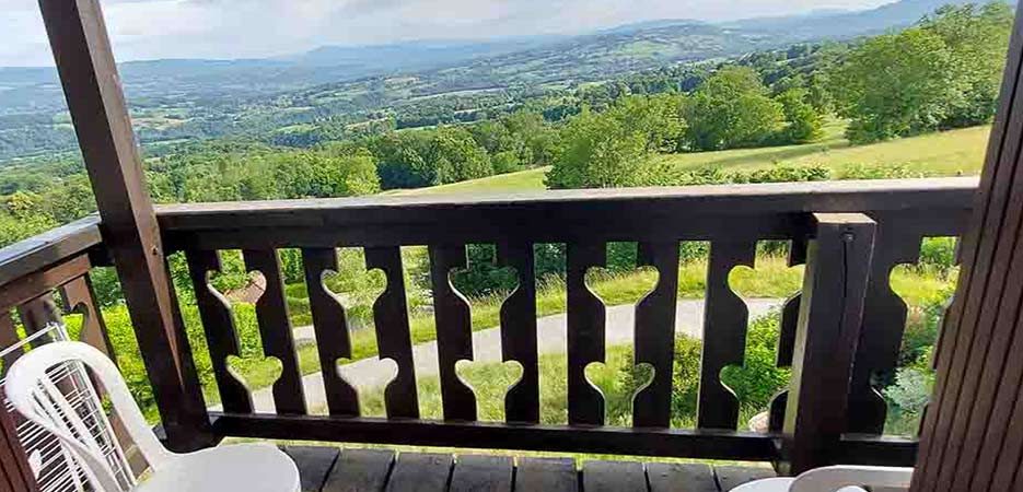 Gîte Le Pré Charville - Activités & Loisirs Balcon avec vue sur les montagnes