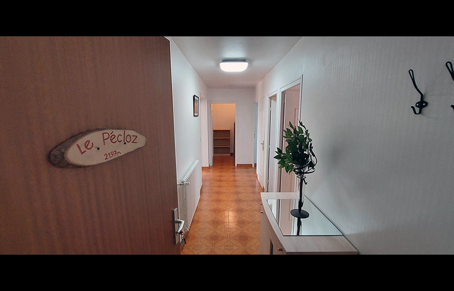 Gîte Le Pré Charville - Activités & Loisirs L'entrée du Mont Pécloz