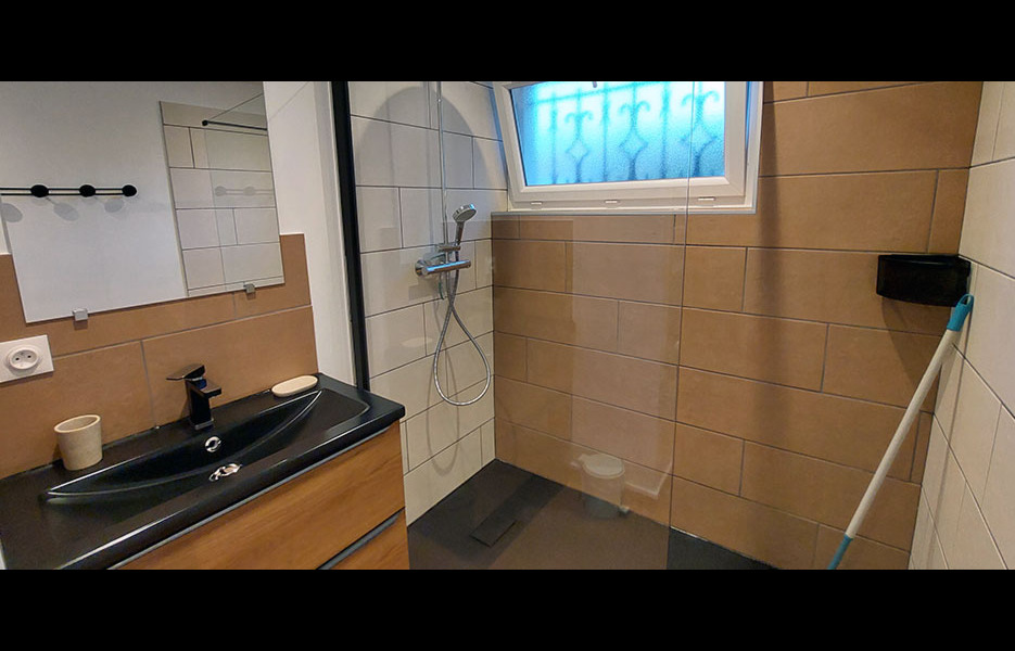 Gîte Le Pré Charville - Activités & Loisirs Salle de bain, douche italienne 180x90