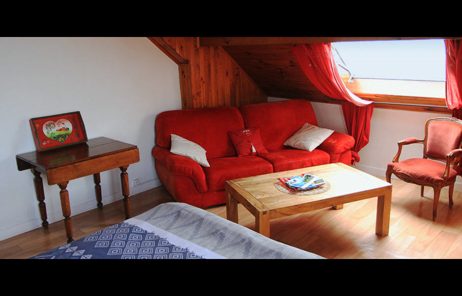 Gîte Le Pré Charville - Activités & Loisirs Le salon avec 2 lits jumeaux (160x190cm)